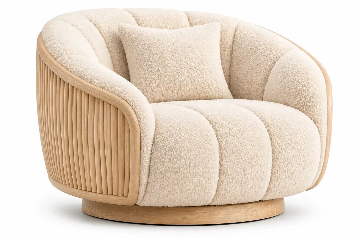 Sillón tapizado de líneas curvas con detalles de líneas verticales, beige y marrón