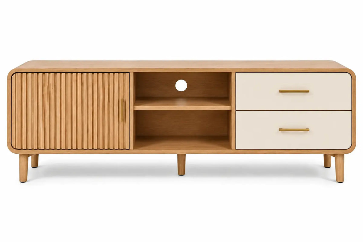 Mueble bajo para televisión con detalles de líneas verticales y estantes, marrón y blanco