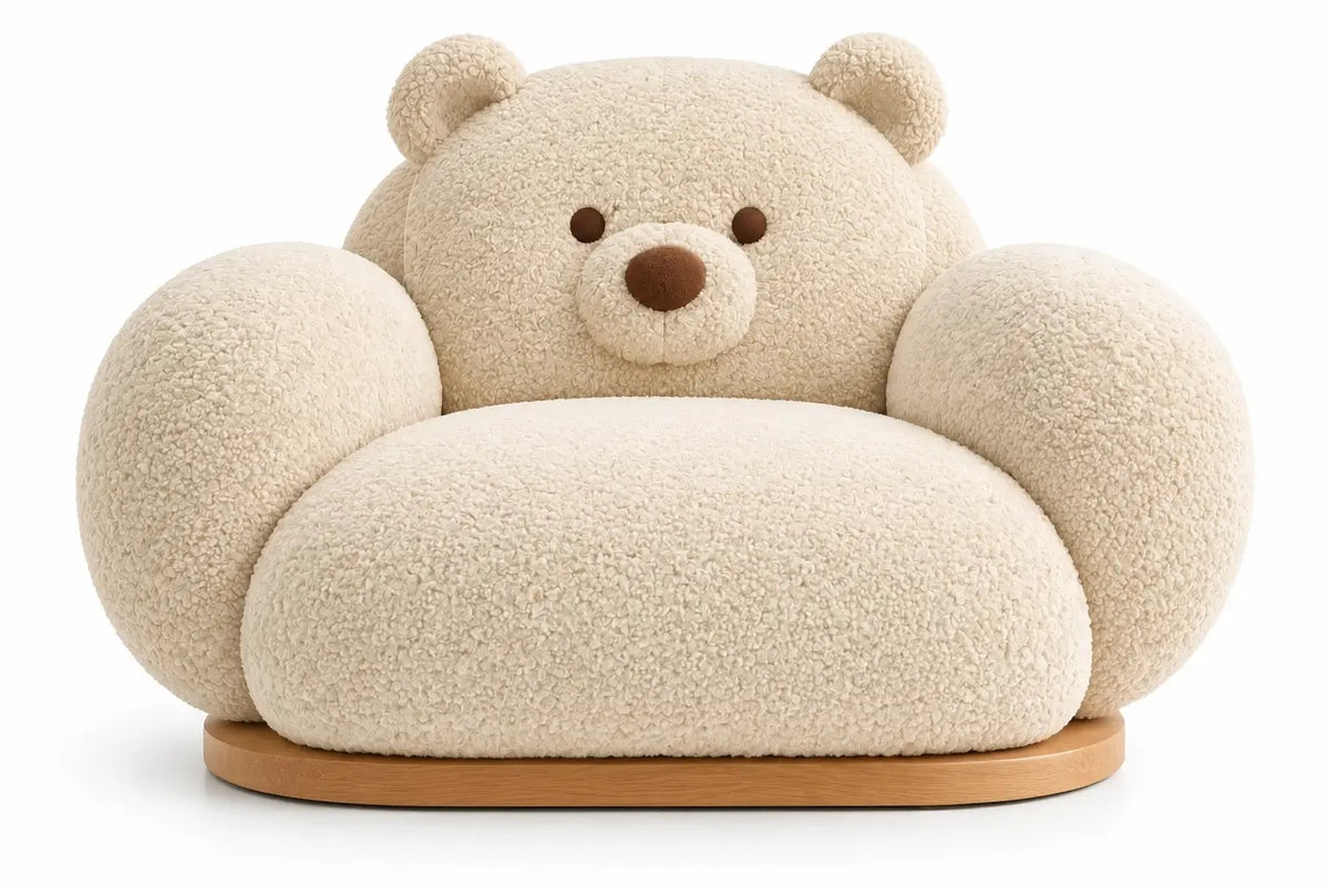 Sillón tapizado de líneas curvas con motivo de oso, beige y marrón
